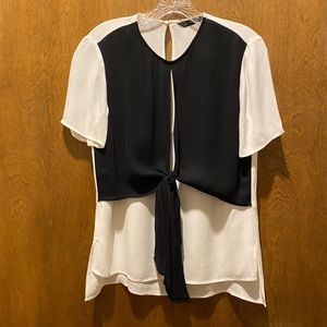 Zara black & white short sleeve blouse size medium